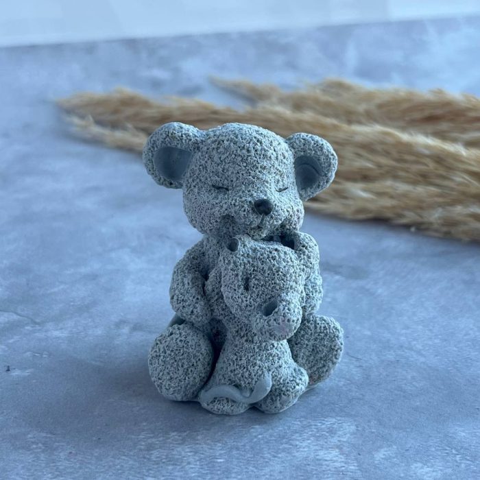 photo_5213352963588427209_y