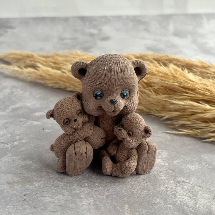 photo_5249041478938464038_y