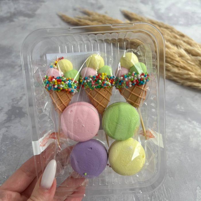 photo_5422449391941319484_y