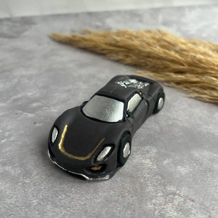 photo_5422449391941319480_y