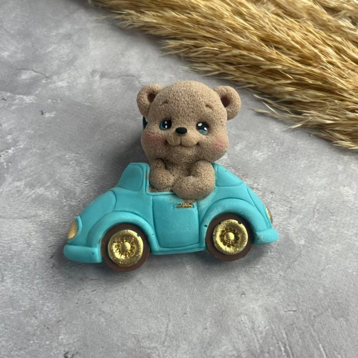 photo_5422449391941319415_y