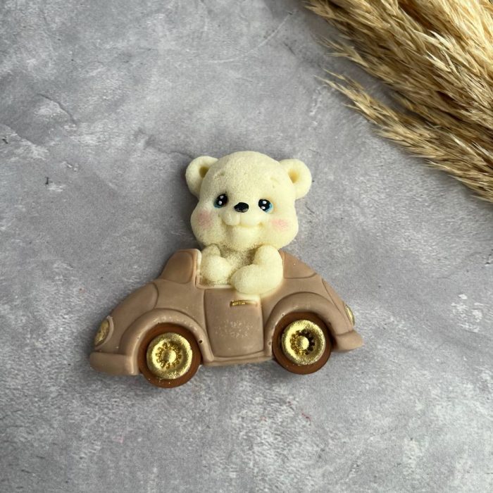 photo_5445308251567685283_y