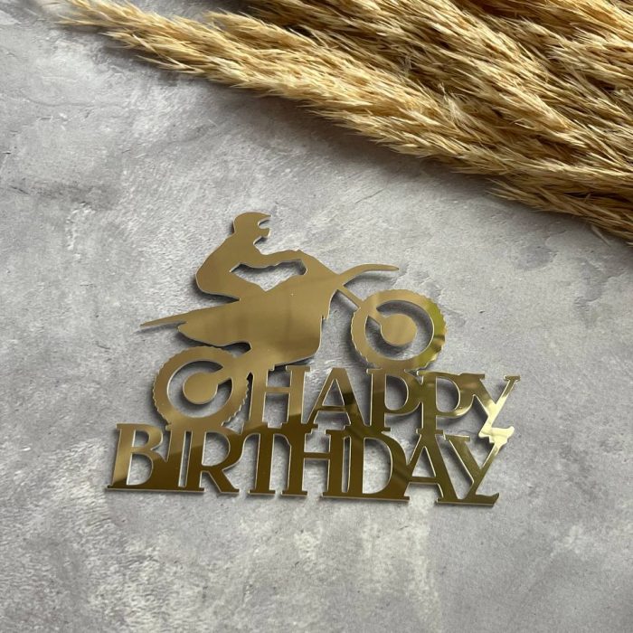 photo_5298844532428442869_y